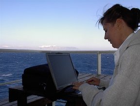 laptop op zee